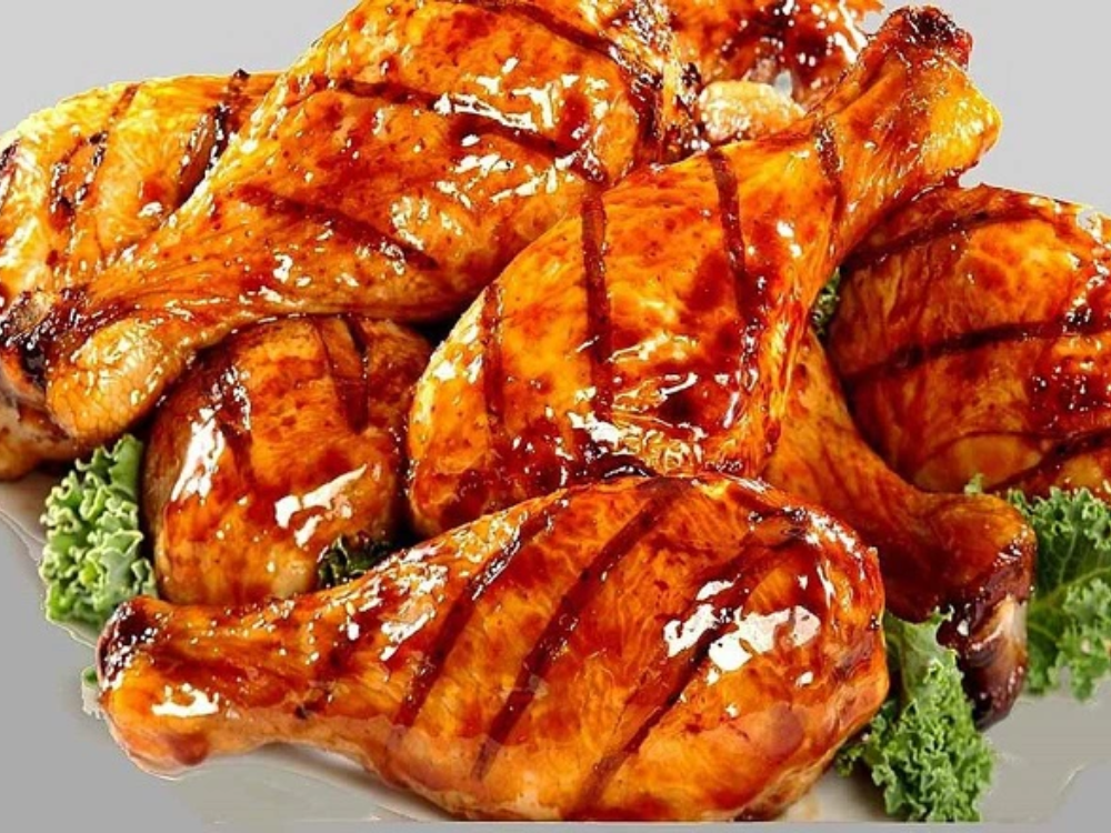 Hoàn thiện món gà nướng